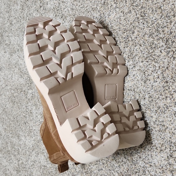 Dolce Vita Boots, Size 9 - Picture 5 of 8